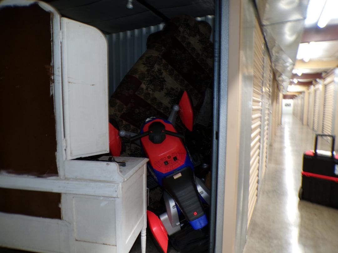 Storage Unit Auction in Baton Rouge, LA at UHaul at Greenwell Springs